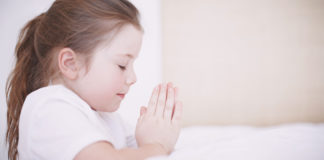 Thanksgiving and praise, ingredients of the prayer that changes us