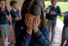 Bullying: Effective strategies to put an end to it bullying children making fun of another