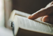 “The woman with the book” | The weakness that unleashes the power of God woman with the book