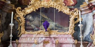 Relics: The miracle of faith or its illusion? relics