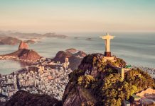 The crossless Cross Christ the Redeemer