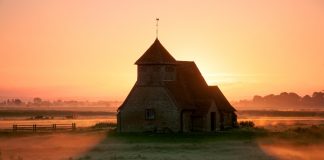 The Church of England | Anglicanism between Rome and Geneva