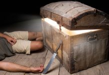 The surprise of this very night build on the rock