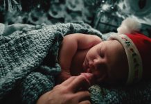 “Having a child solves all a couple’s problems.” True or false? Having a child solves all a couple's problems. True or false?