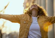 Brain health, a key to a happy life Brain health, a key to a happy life