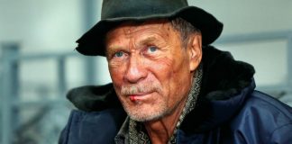 Paupers and swindlers: Why banknotes don’t wipe away tears