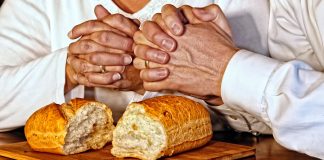 Why we shouldn’t neglect the mealtime prayer Why We Shouldn’t Neglect the Mealtime Prayer