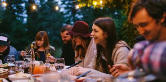 How to forge friendships from resilient material How to forge friendships from a resilient material