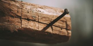 Uncertain certainties and the fragility of reason Uncertain certainties and the fragility of reason