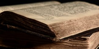 Discrepancies in the Bible and the solution of creative tension